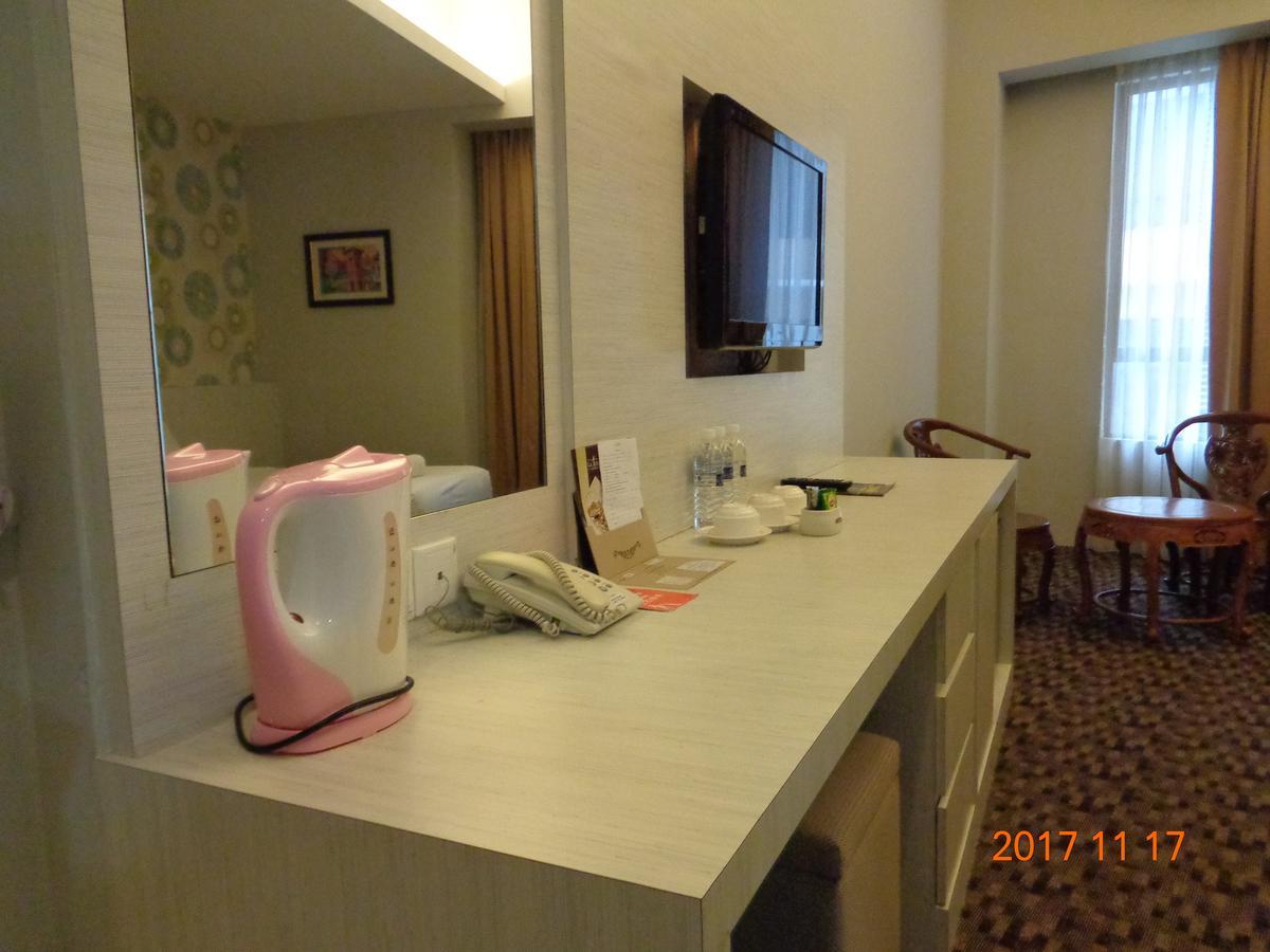 La Boss Hotel Малакка Экстерьер фото