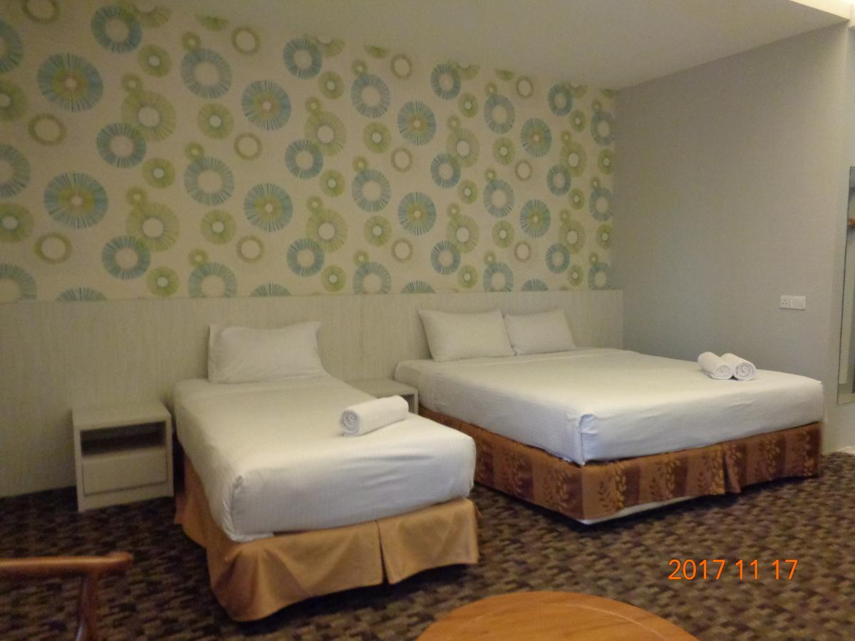 La Boss Hotel Малакка Экстерьер фото