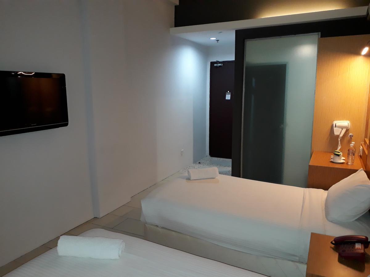 La Boss Hotel Малакка Экстерьер фото