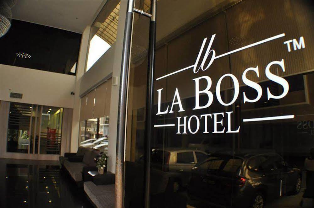 La Boss Hotel Малакка Экстерьер фото