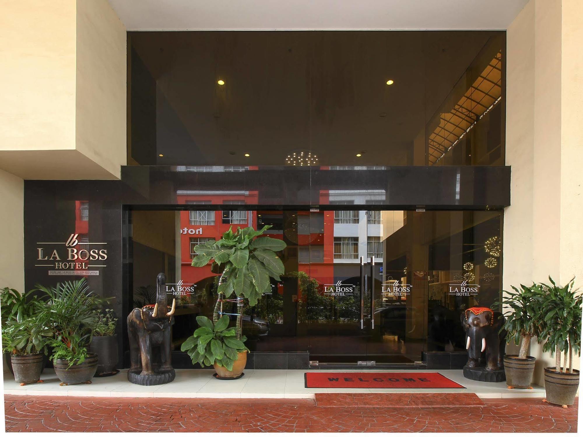 La Boss Hotel Малакка Экстерьер фото